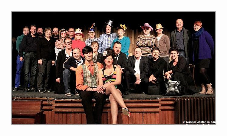 NONKEL GASTON IS DOOD EN DAN IS ER KOFFIE!